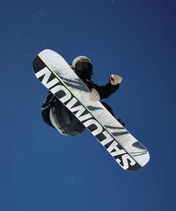 salomon huck knife snowboard freestyle in salto rider park cielo blu