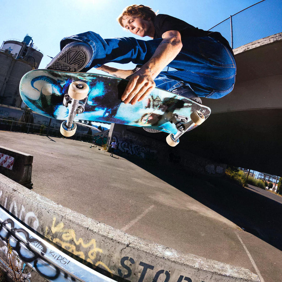 Skateboard