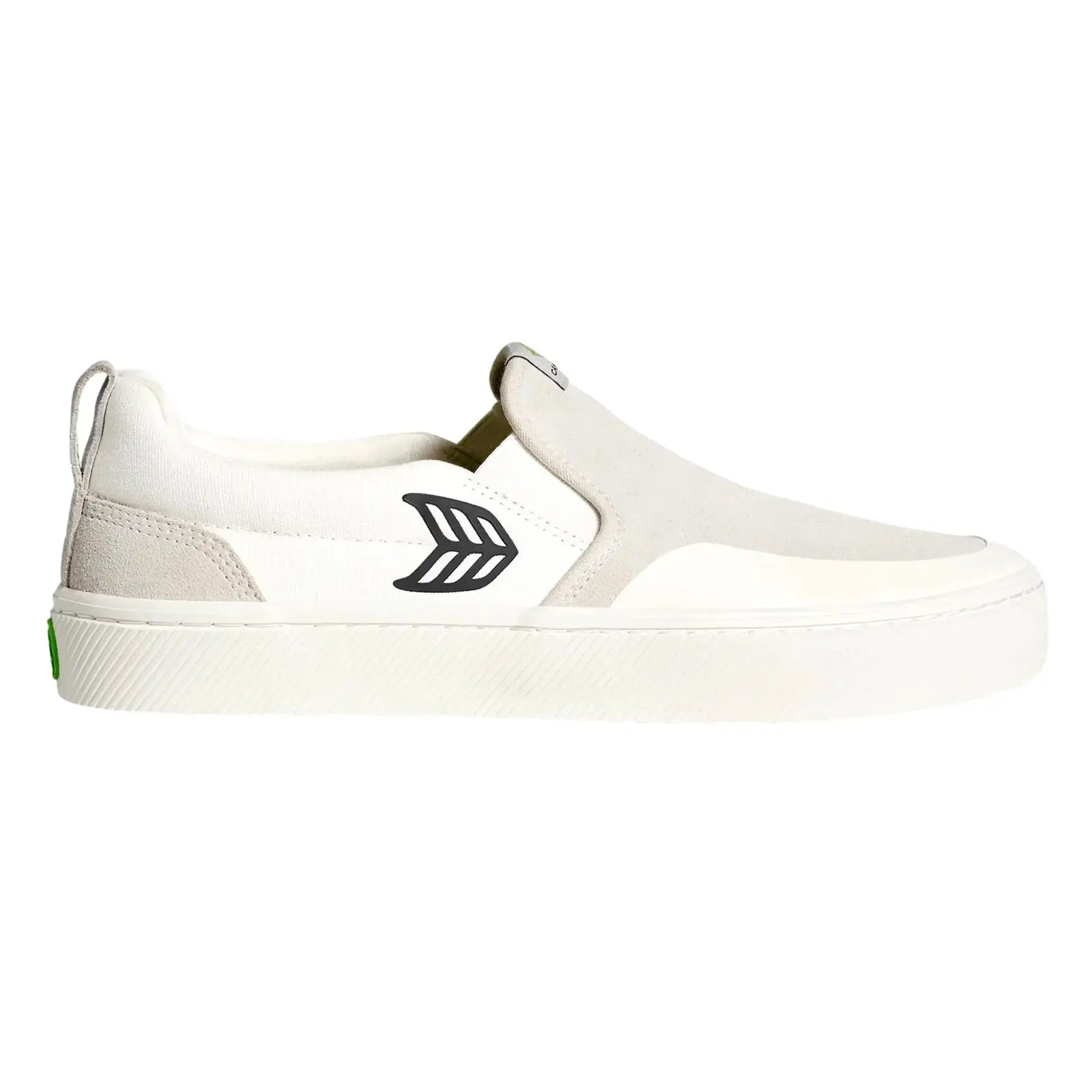 Cariuma Scarpa Slip On Pro White