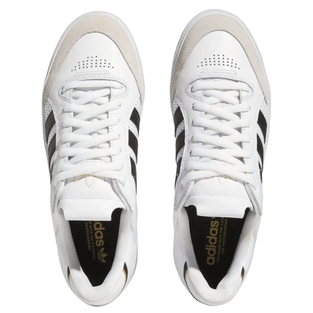 sneakers adidas