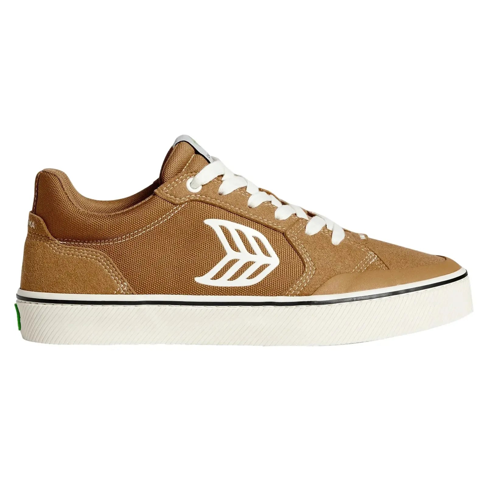 Cariuma schuhe White Pro Skate vallely camel