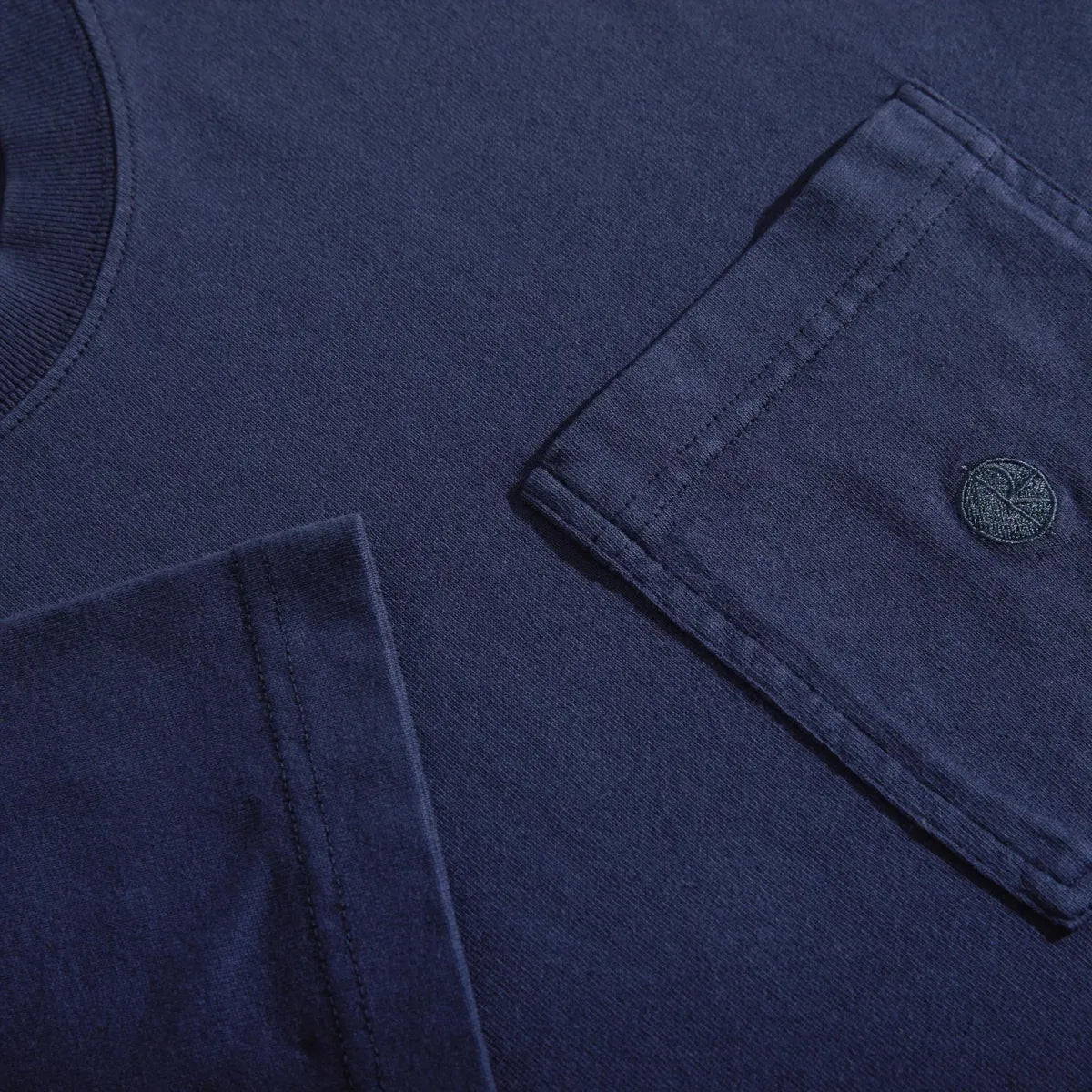 Polar skate t-shirt pocket dark blue