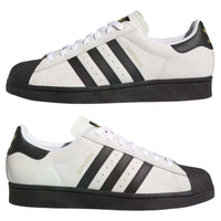 ADIDAS SUPERSTAR ADV CRYWHT CBLACK FTWWHT Adidas superstar adv crywht cblack ftwwht. Stylischer Performance-Skateboard-Schuh im reinen Adidas-Stil. Benutze ihn, wo immer du willst. Robust und bequem, um dir in jeder Situation einen Hauch von Originalität zu verleihen.