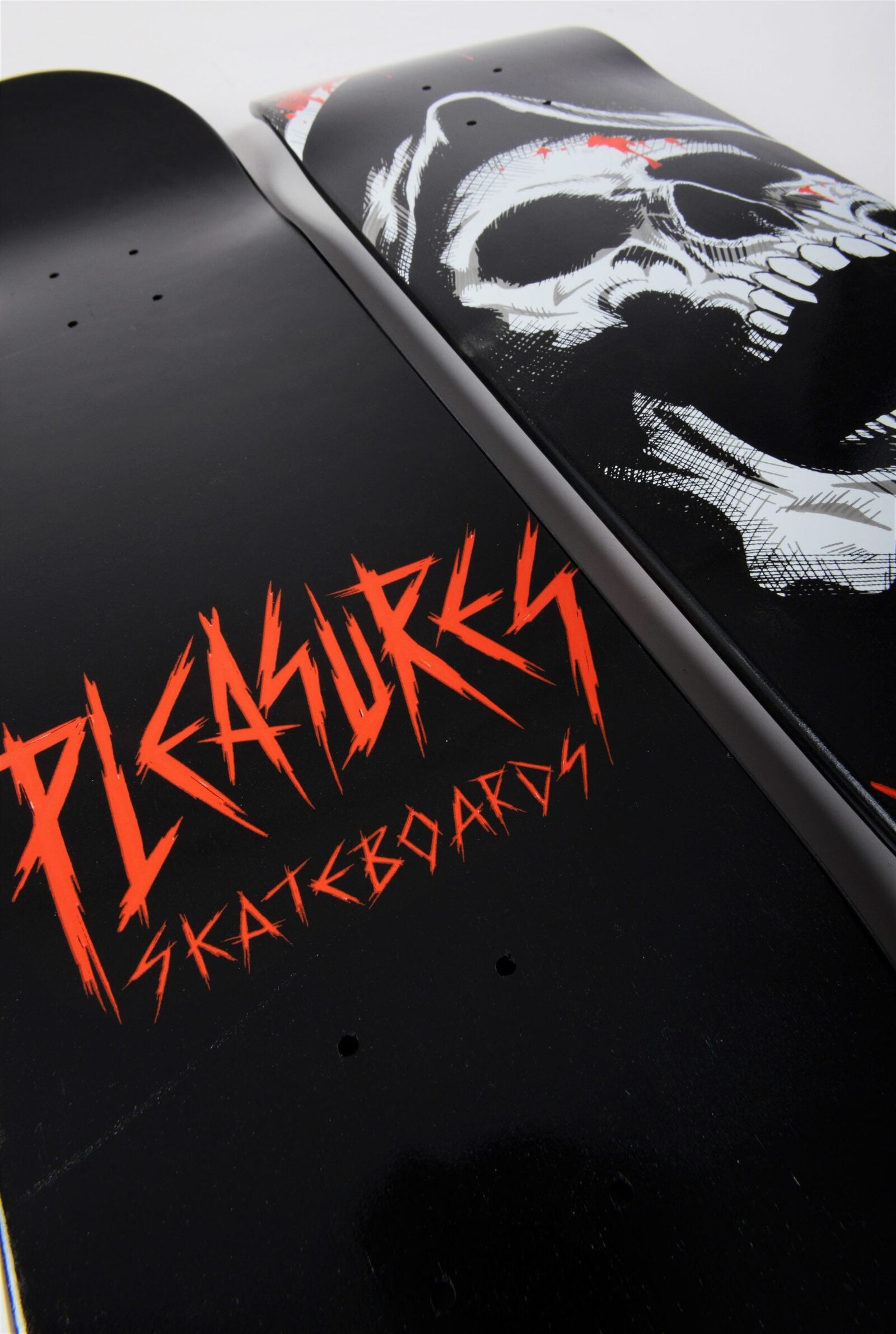 Pleasures Skateboards Tavola Black Death 8.0"