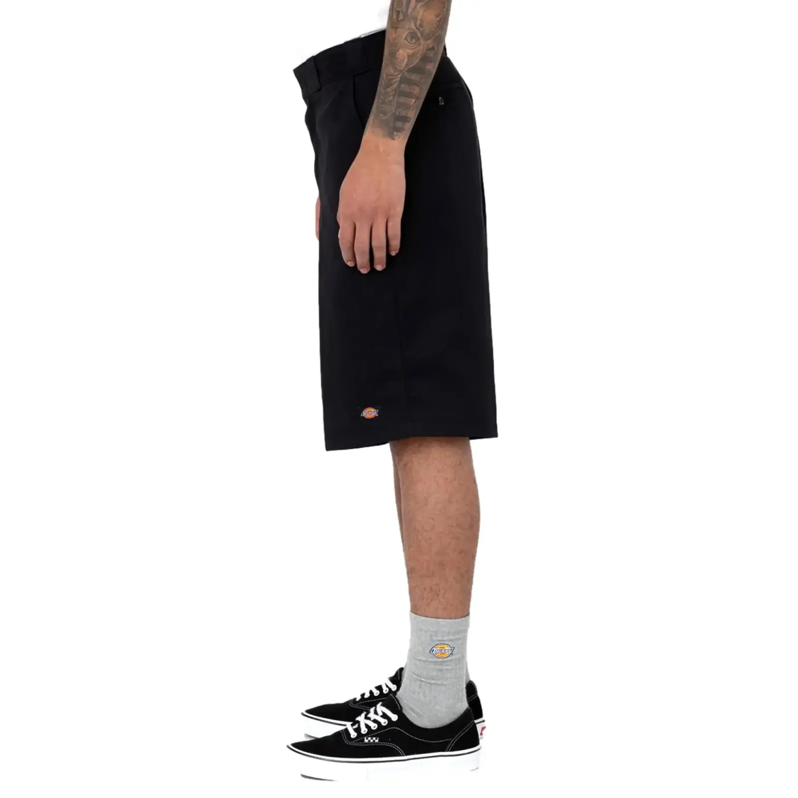 13in pocket black 6_clipped_rev_1