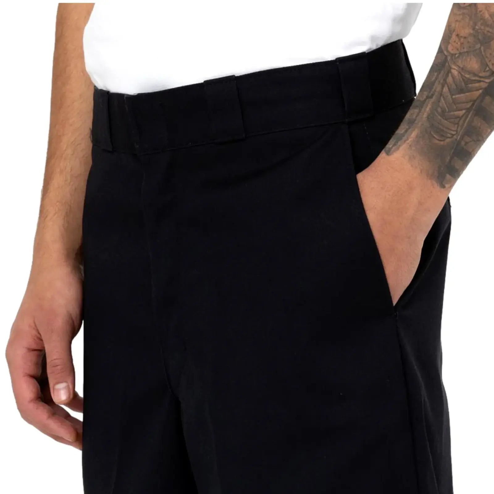 13in pocket black 7_clipped_rev_1