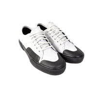 Globe Shoes Surplus Undyed Black