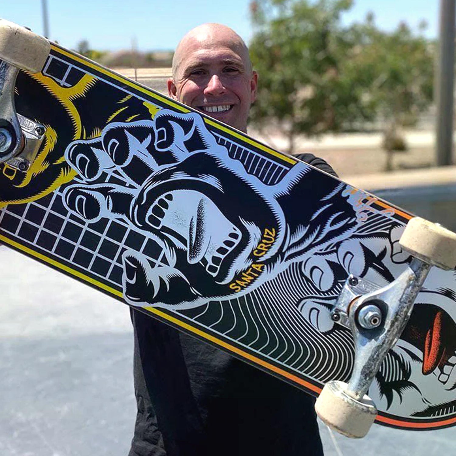 Pleasures Milano Official