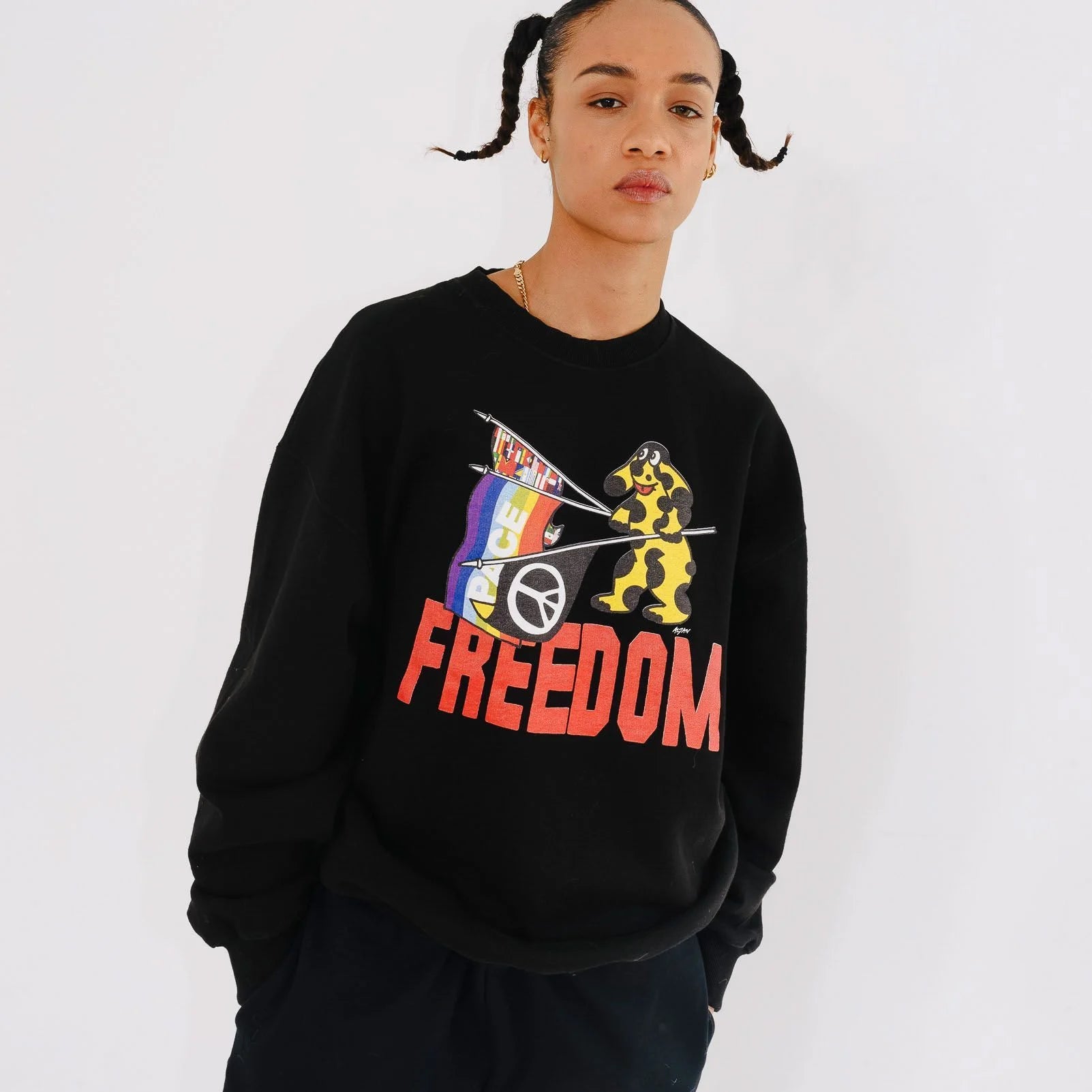 Felpa girocollo indossata nera oversize