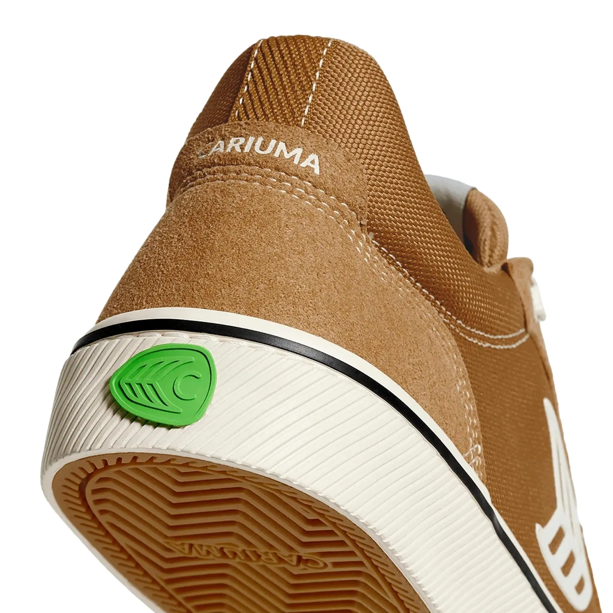 Cariuma schuhe White Pro Skate vallely camel